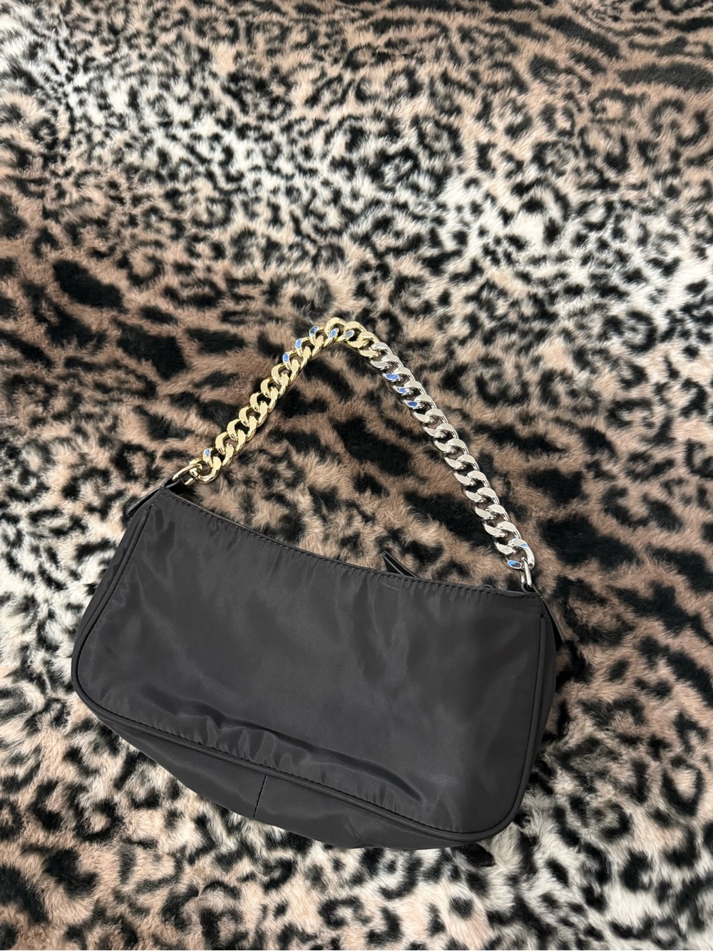 Vince Camuto Black Shoulder Bag with Chain Strap